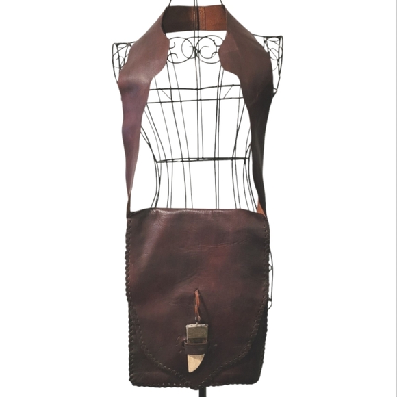 Genuine Leather Brown Flap Crossbody Bag Made In Morocco Natural Horn Pendant - Picture 1 of 16